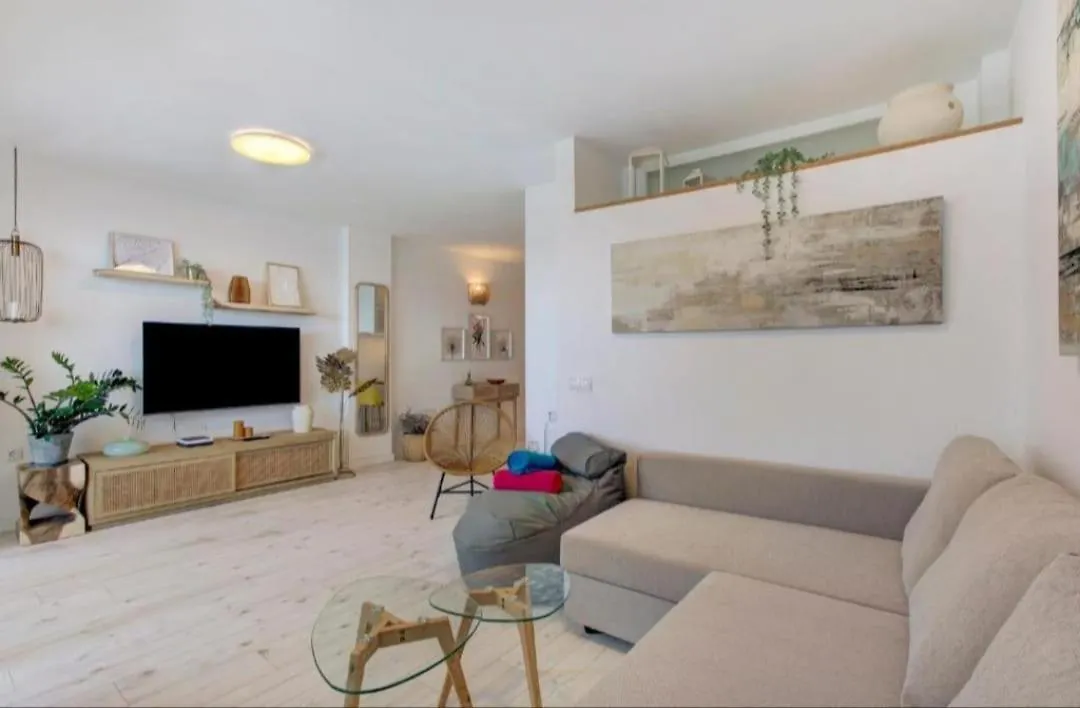 טקורונטה Salitre Suite Tamara ספרד